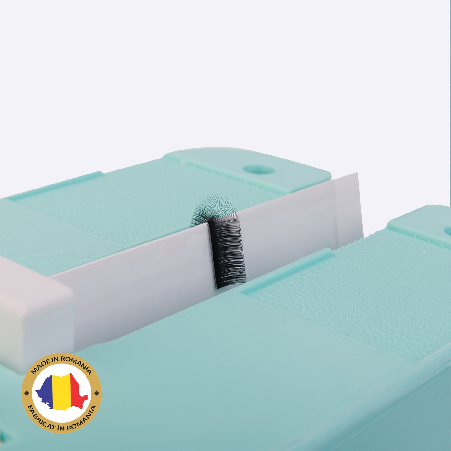 Lash Station® – Stația de Lucru pentru Formarea Evantaielor 2D–15D
