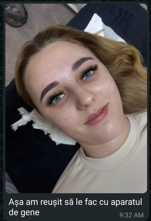 Lash Station® – Stația de Lucru pentru Formarea Evantaielor 2D–15D